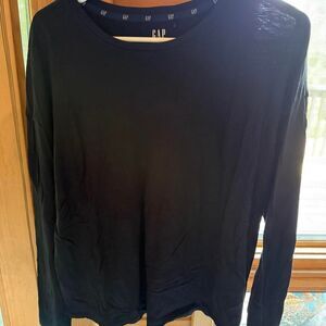 Gap Women's Basic Black Shirt